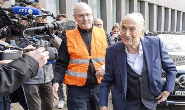 Cựu sếp bự Blatter và Platini trắng án lần thứ 2