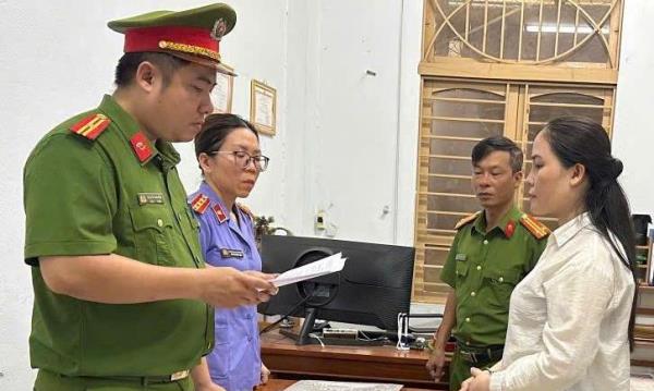 Khởi tố đối tượng lừa đảo