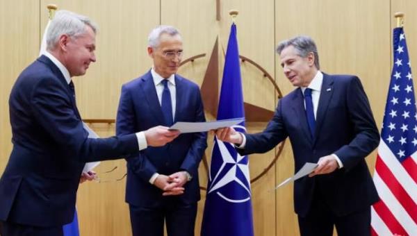 Phần Lan gia nhập NATO