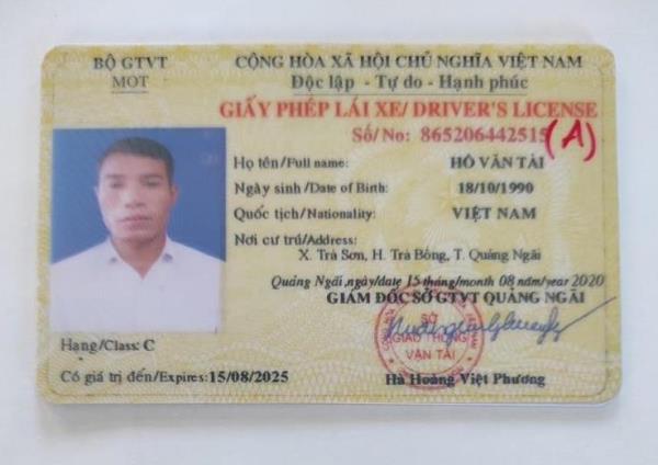 Dùng bằng lái giả bị khởi tố thật