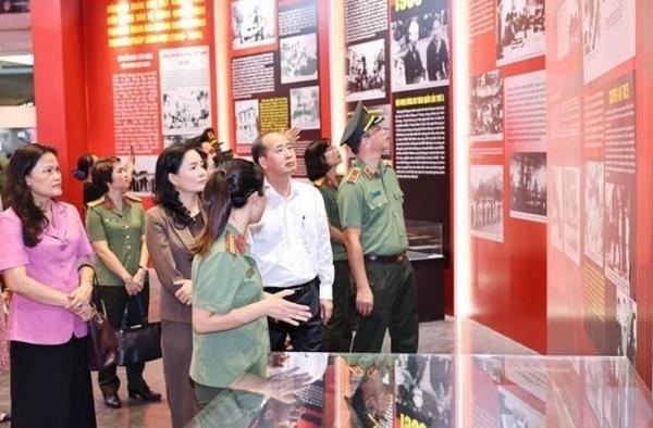 Khai mạc triển lãm Công an nhân dân Việt Nam - 80 năm vì bình yên cuộc sống
