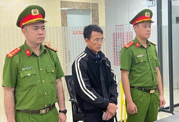 Vợ chồng cùng lừa đảo