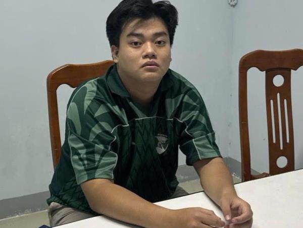 Tung bẫy hoa hồng lừa tiền tỷ