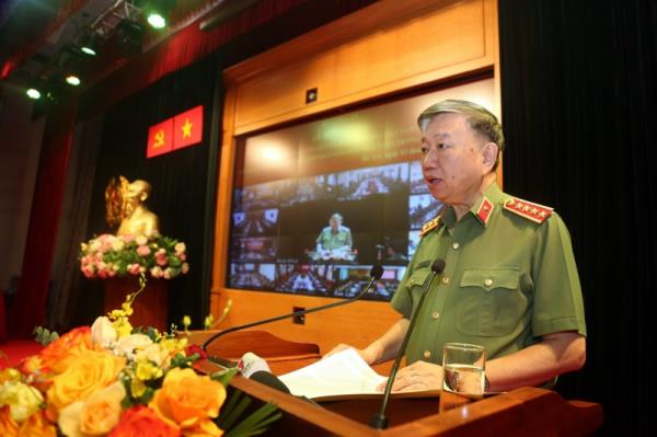Lực lượng Công an nhân dân tích cực hưởng ứng Ngày Pháp luật Việt Nam