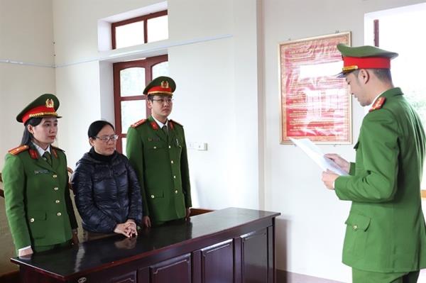 Cò chạy việc xộ khám vì lừa đảo