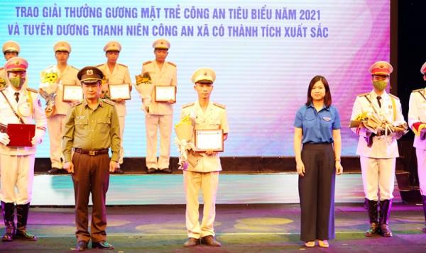 Chuyện một cán bộ công an xã xuất sắc