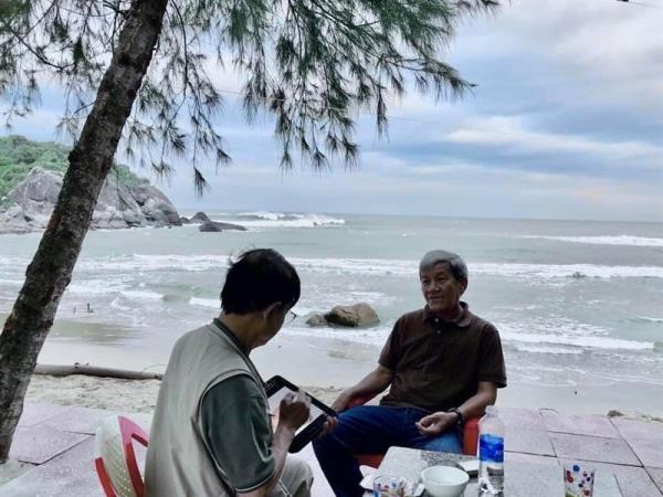 Phỏng vấn nhà báo Huỳnh Dũng Nhân về... phỏng vấn