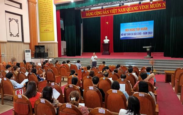 70 học viên tham gia lớp tập huấn hô hát dân ca bài chòi năm 2022