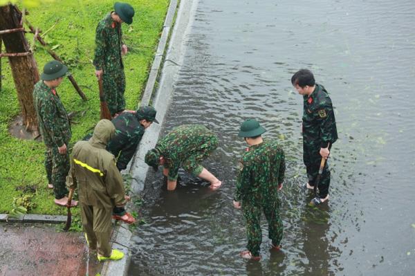 Đà Nẵng khuyến cáo người dân không chủ quan dù bão đã đi qua