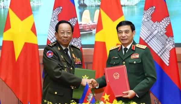 Phó Thủ tướng, Bộ trưởng Bộ Quốc phòng Campuchia thăm chính thức Việt Nam