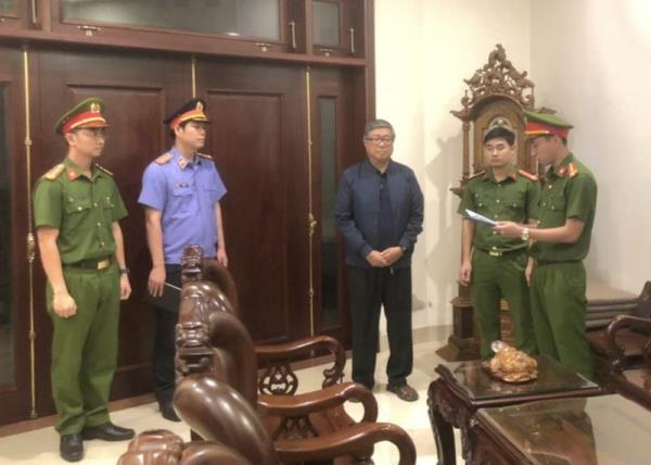 Vì sao nguyên Hiệu trưởng Đại học Bách khoa Đà Nẵng bị bắt tạm giam?