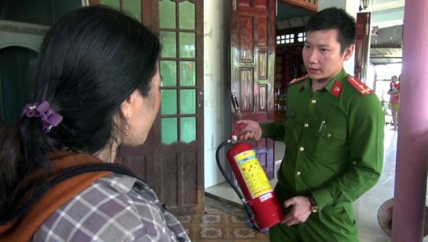 Tích cực phòng ngừa nguy cơ cháy do thói quen đốt lửa sưởi ấm của đồng bào miền núi