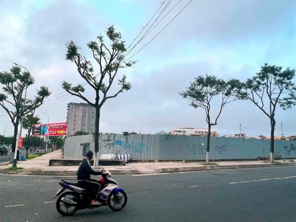 Nhiều dự án đất vàng bỏ hoang hàng chục năm ở Đà Nẵng
