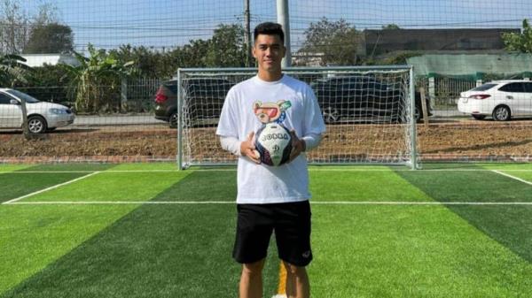 Tiến Linh đầu tư cụm sân bóng cỏ nhân tạo