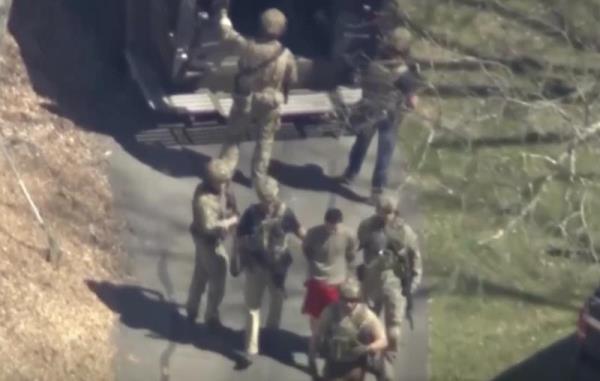 FBI bắt được nghi can rò rỉ thông tin tình báo Mỹ