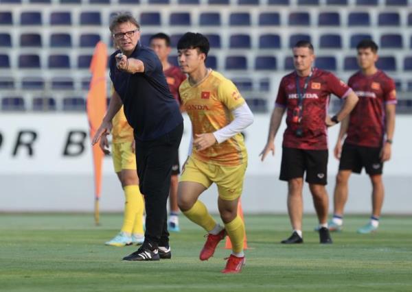 Lực lượng U22 Việt Nam dự SEA Games 32: Cẩn trọng với những đối thủ giấu mặt