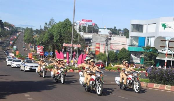 Công an Đắk Nông quyết tâm bảo đảm an ninh trật tự, phục vụ Nhân dân đi lại thông suốt, an toàn trong dịp nghỉ Lễ 30/4 - 1/5