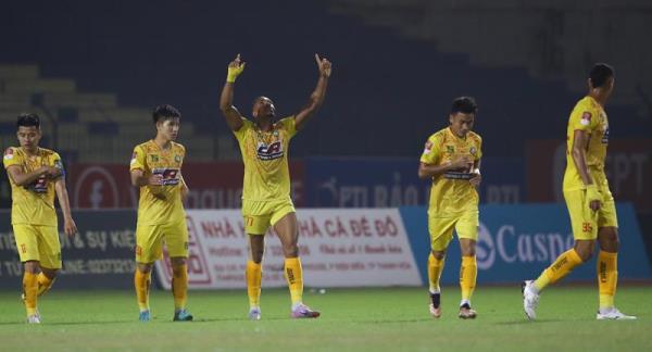 Vòng 9 V.League 2023 ngày 28-5: Mơ tiếp đi, xứ Thanh