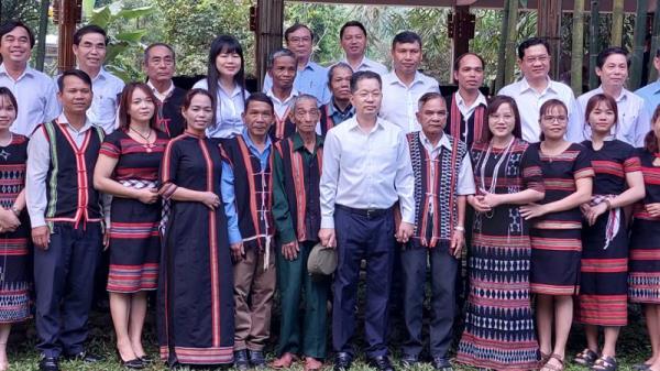 Khát vọng làng Cơ tu…