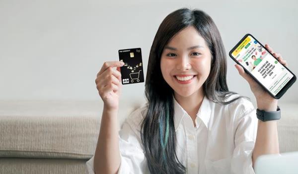 Giới trẻ với xu hướng ưu tiên dùng thẻ tín dụng để tiết kiệm chi tiêu