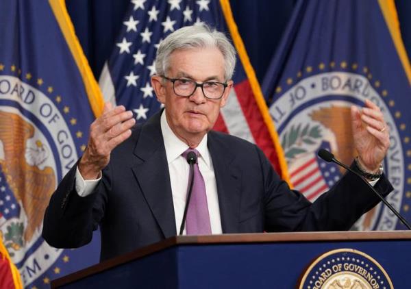 Đằng sau việc Fed quyết định ngừng tăng lãi suất