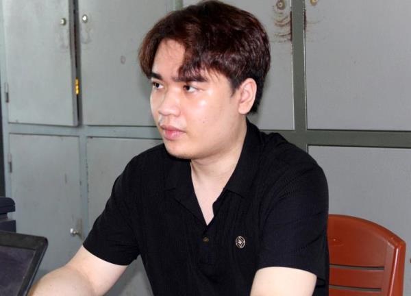 Hack facebook lừa tiền