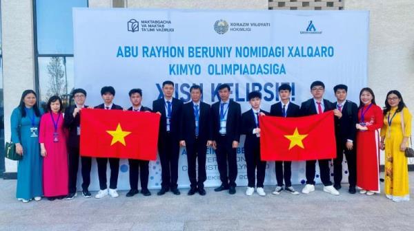 Việt Nam xếp thứ nhất toàn đoàn Kỳ thi Olympic Hóa học quốc tế