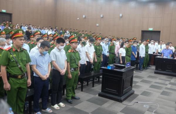 Tuyên án 54 bị cáo vụ chuyến bay giải cứu: Không có án tử hình, 4 án chung thân