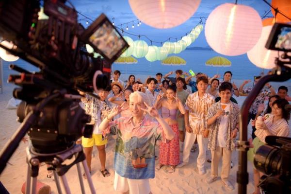 Ấn tượng ca khúc chủ đề mùa hè VinWonders đang hot toàn cõi mạng