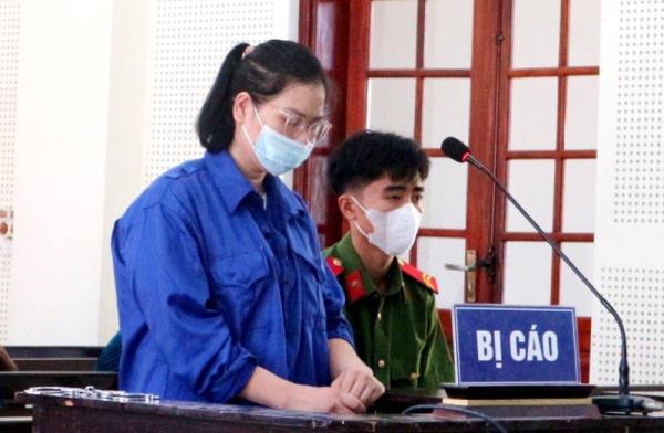 Giấu ma túy trong ống quần