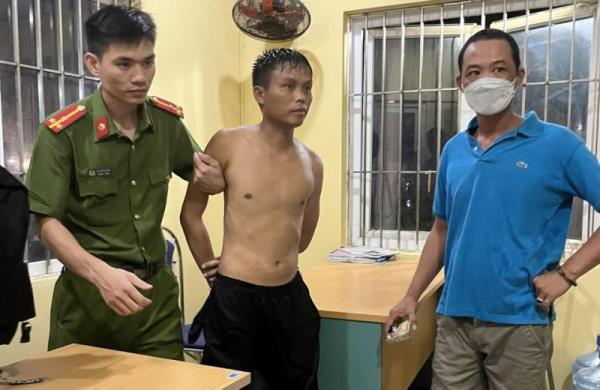 Ra biển bắt dế