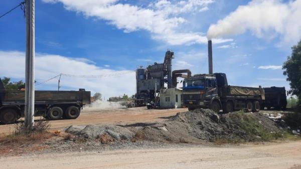 Trạm sản xuất bê-tông nhựa hoạt động chui suốt 7 năm, địa phương nói gì?