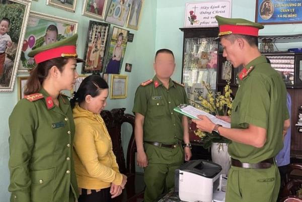 Chủ hụi lừa đảo xộ khám
