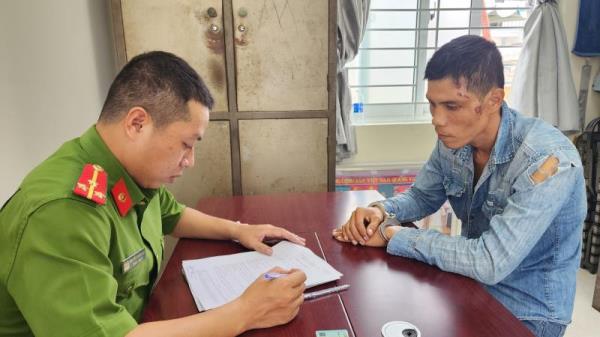 Phi vụ nhảy xe bất thành của con nghiện