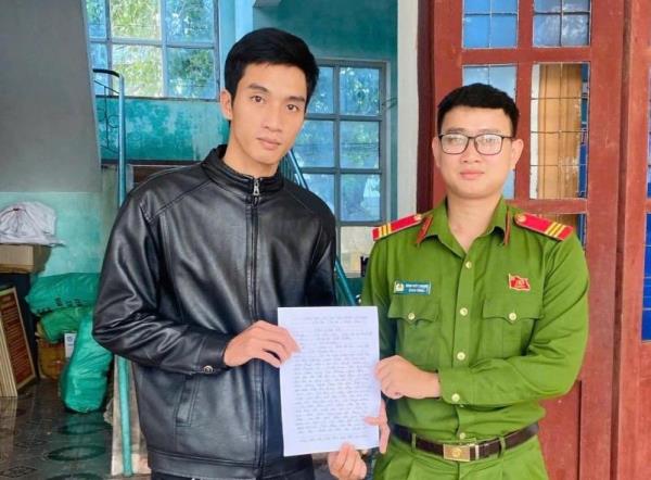 Người dân xúc động cảm ơn Công an xã