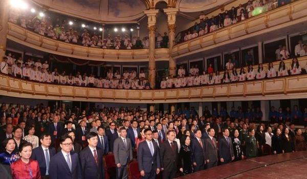 Nghĩa bạn bè mãi mãi không phai