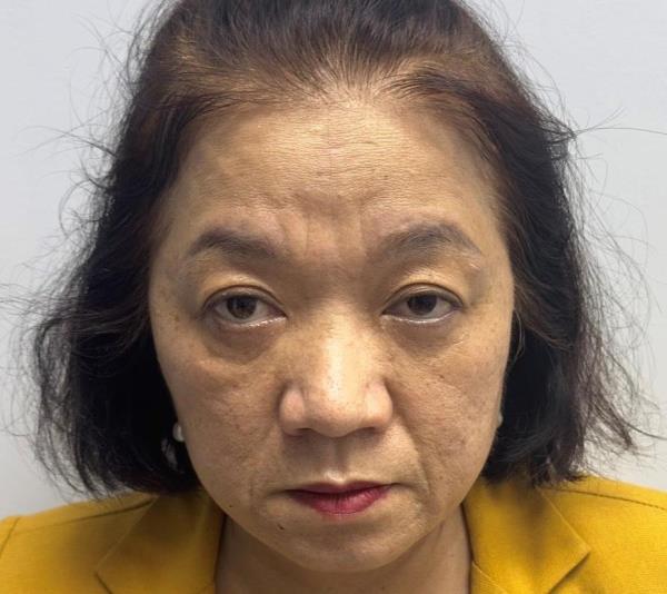 Ai bị 2 nữ quái này lừa tiền?