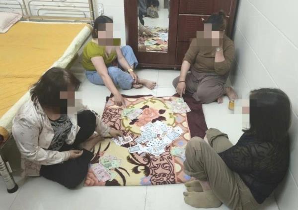 Kỳ bẽo bị bắt quả tang