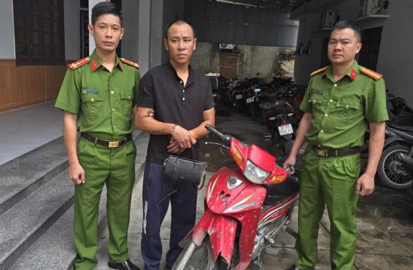 Cõng 8 tiền án, tiền sự đi cướp giật