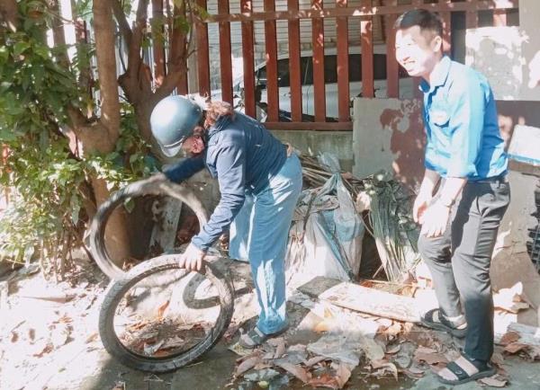 Phường Hòa Khánh đồng loạt ra quân vệ sinh môi trường, phòng chống sốt xuất huyết