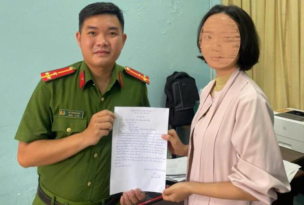 Người dân gửi thư cảm ơn Công an phường