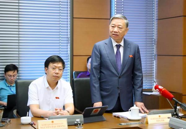 Tách bạch 2 luật về giao thông