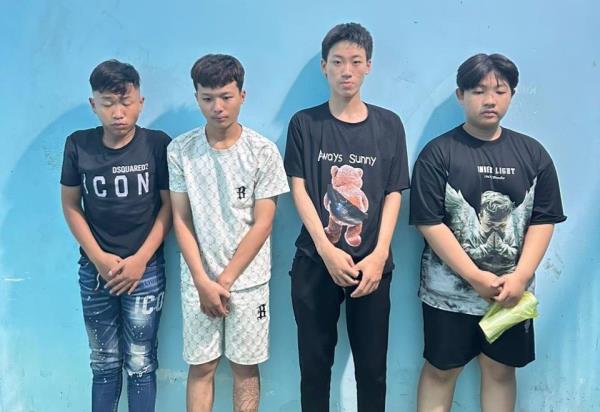 Xử lý nhiều thanh thiếu niên điều khiển xe chạy tốc độ cao trong đêm