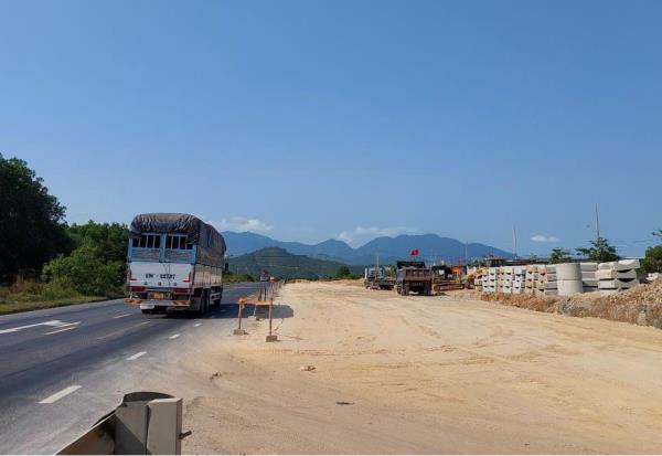 Đẩy nhanh tiến độ giải phóng mặt bằng thực hiện dự án cao tốc Hòa Liên - Túy Loan