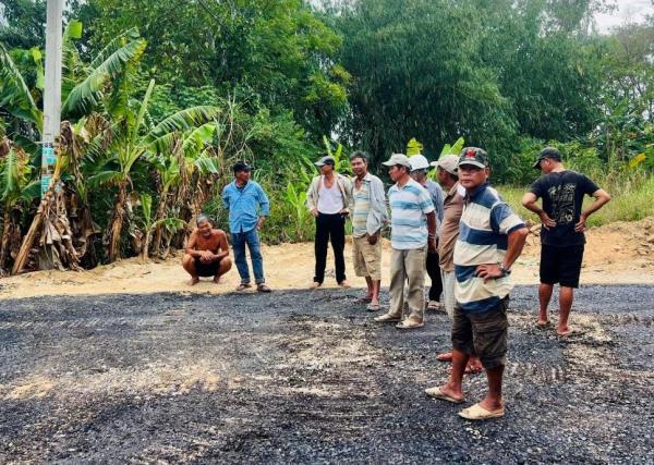 Nụ cười của người dân thôn Lệ Bắc