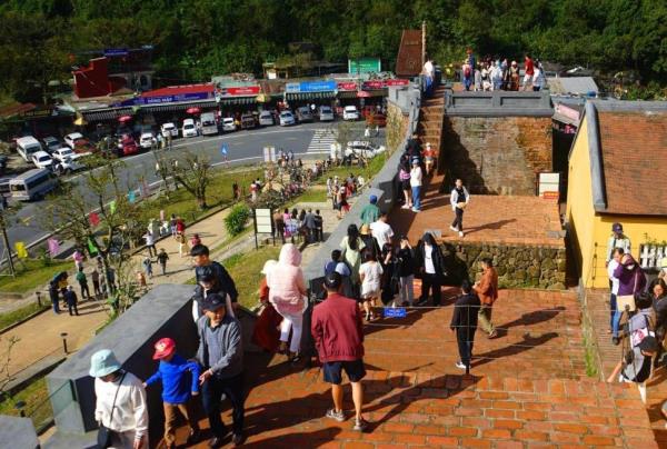 Đón gần nửa triệu du khách, ngành du lịch Đà Nẵng thu về 1.887 tỷ đồng dịp Tết Nguyên đán