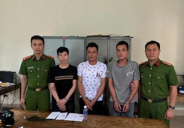 Cướp thuốc lá đổi ma túy