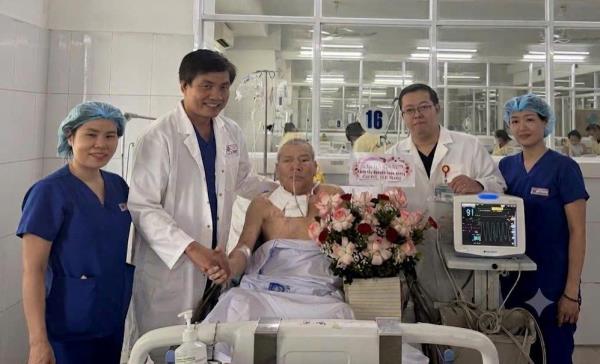 Hành trình giành lại sự sống cho người cựu chiến binh 77 tuổi