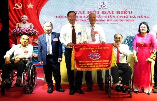 Tạo môi trường thuận lợi để người khuyết tật phát huy khả năng, khát vọng cống hiến