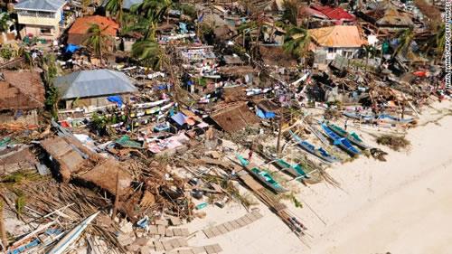 Kinh hoàng xem siêu bão Haiyan tàn phá Philippines